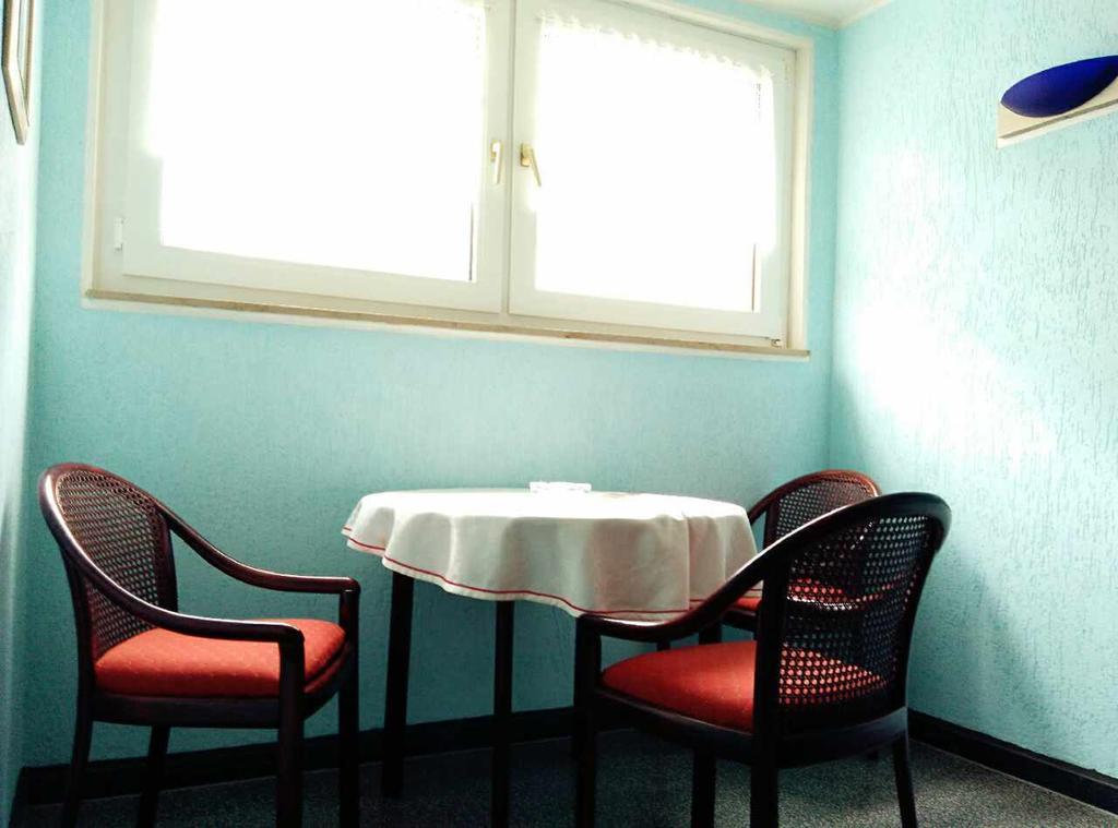Hotel Yans Oberhausen  Bilik gambar