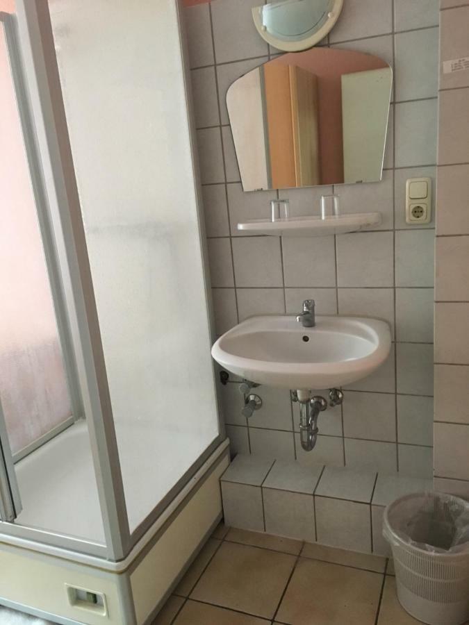 Hotel Yans Oberhausen  Luaran gambar